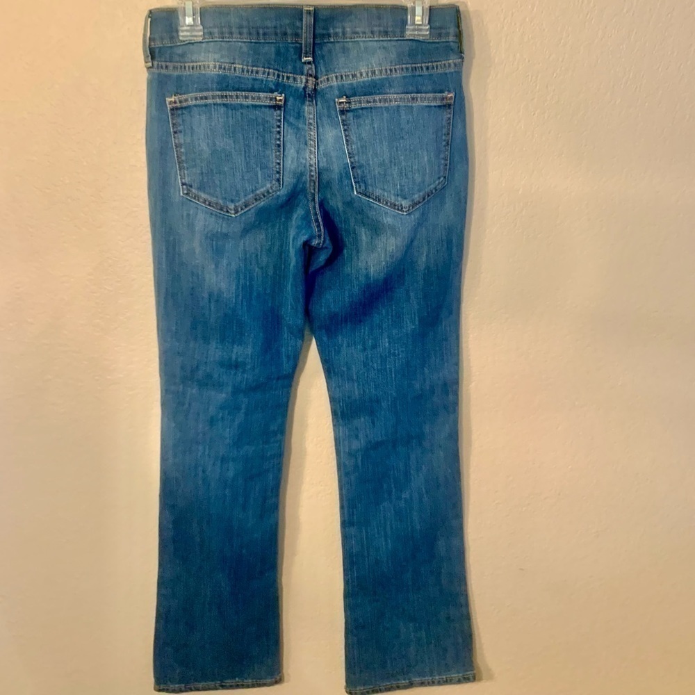 NWT Old Navy Jeans Size 4 The Flirt Blue Denim Cotton Spandex Bootcut Faded Wash - Picture 6 of 16